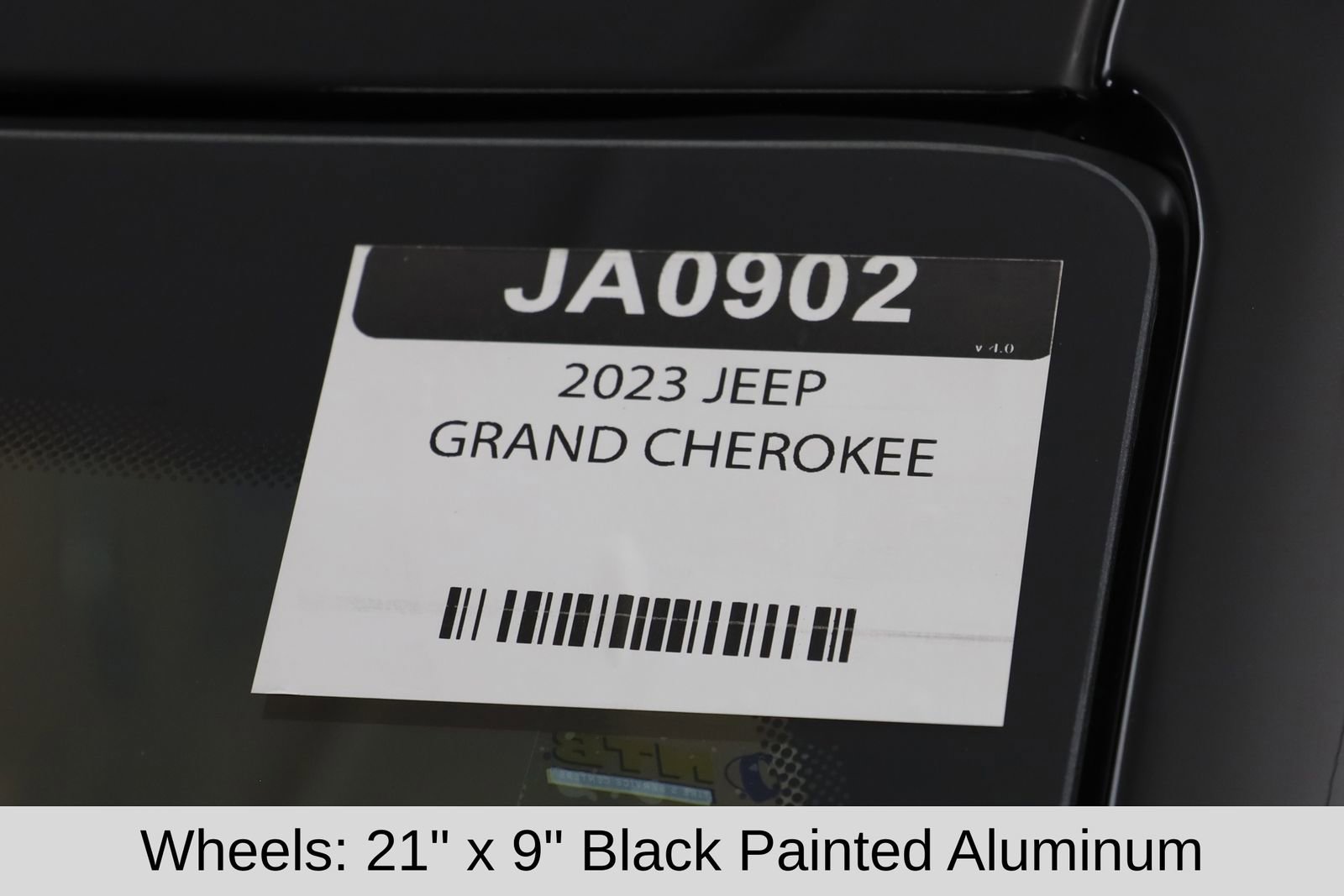 Used 2023 Jeep Grand Cherokee L Summit image 40