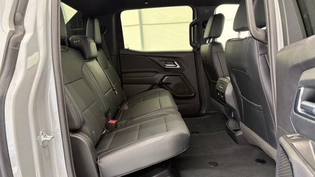 Used 2025 Chevrolet Silverado EV LT AWD/4WD image 26