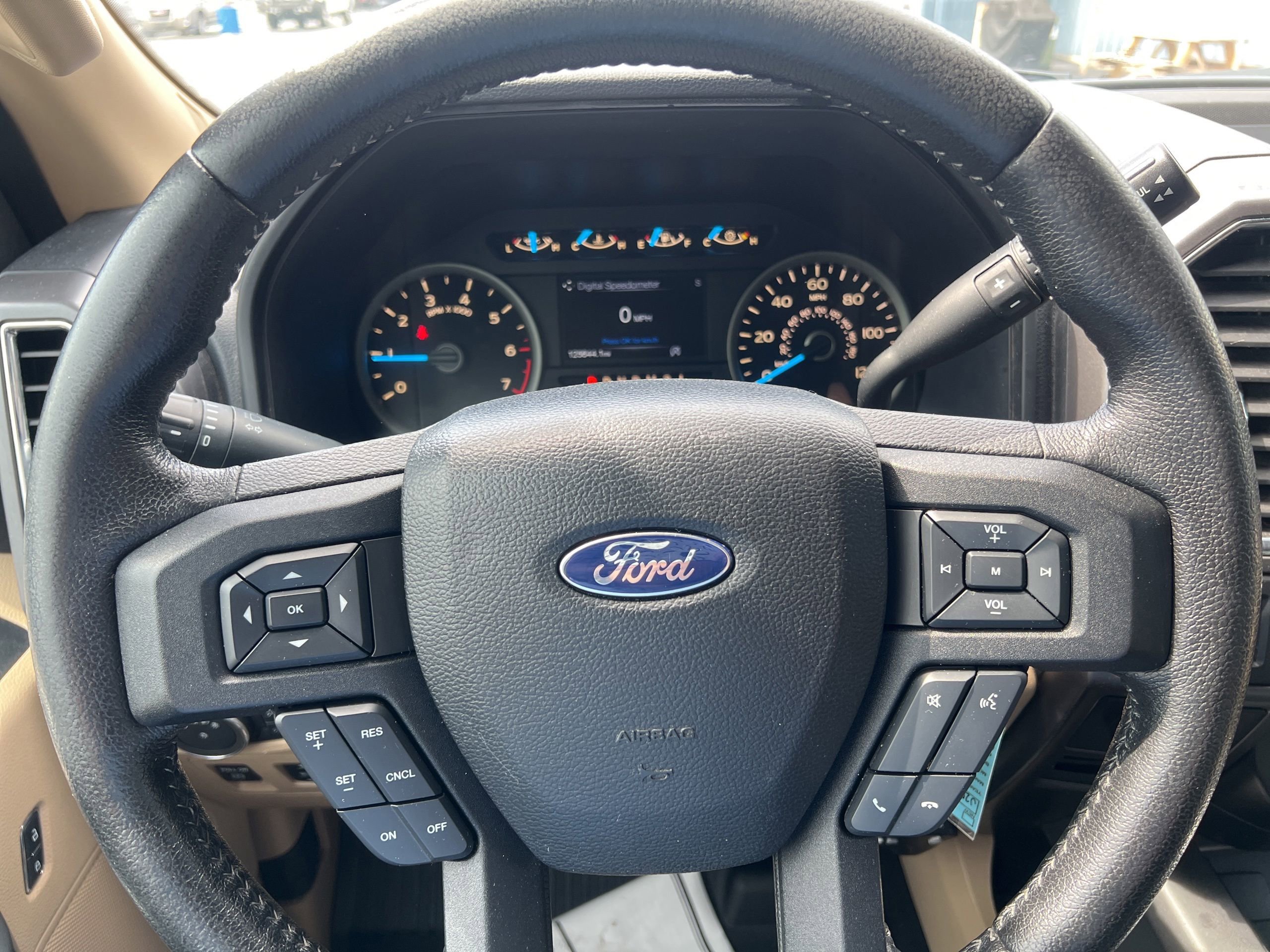 Used 2016 Ford F150 XLT w/ Equipment Group 301A Mid RWD image 15
