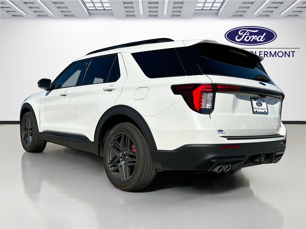 Certified 2025 Ford Explorer ST image 7