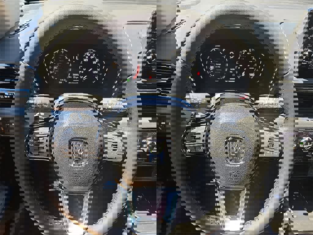 New 2025 Honda Pilot Touring image 16