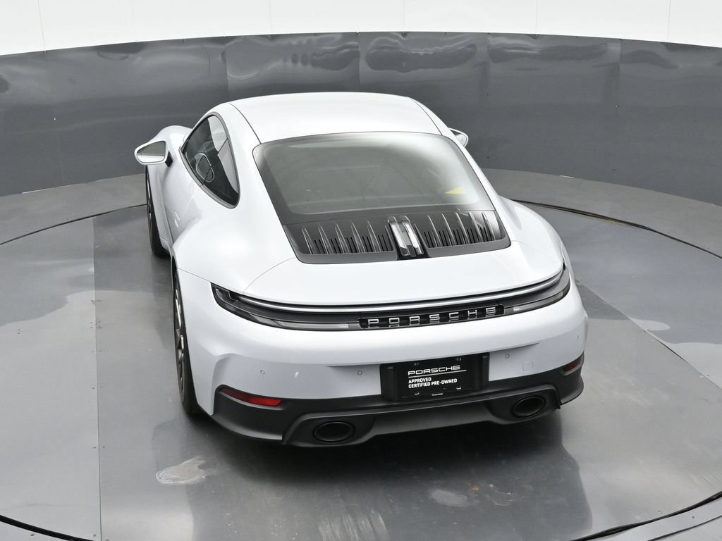 Certified 2025 Porsche 911 Carrera RWD image 28