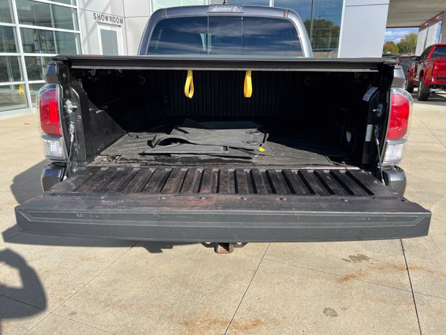 Used 2023 Toyota Tacoma TRD Sport w/ Technology Package AWD/4WD image 31