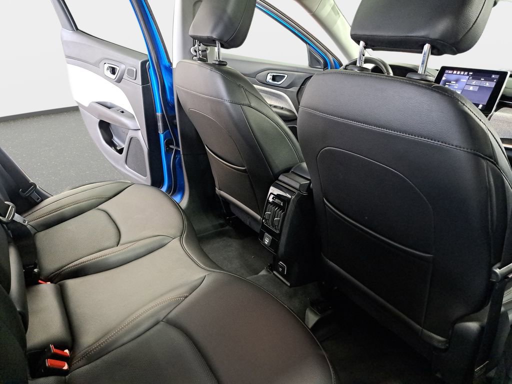 Certified 2022 Jeep Compass Latitude w/ Sun and Sound Group image 11