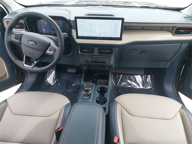 Certified 2025 Ford Maverick Lariat w/ 4K Tow Package image 9