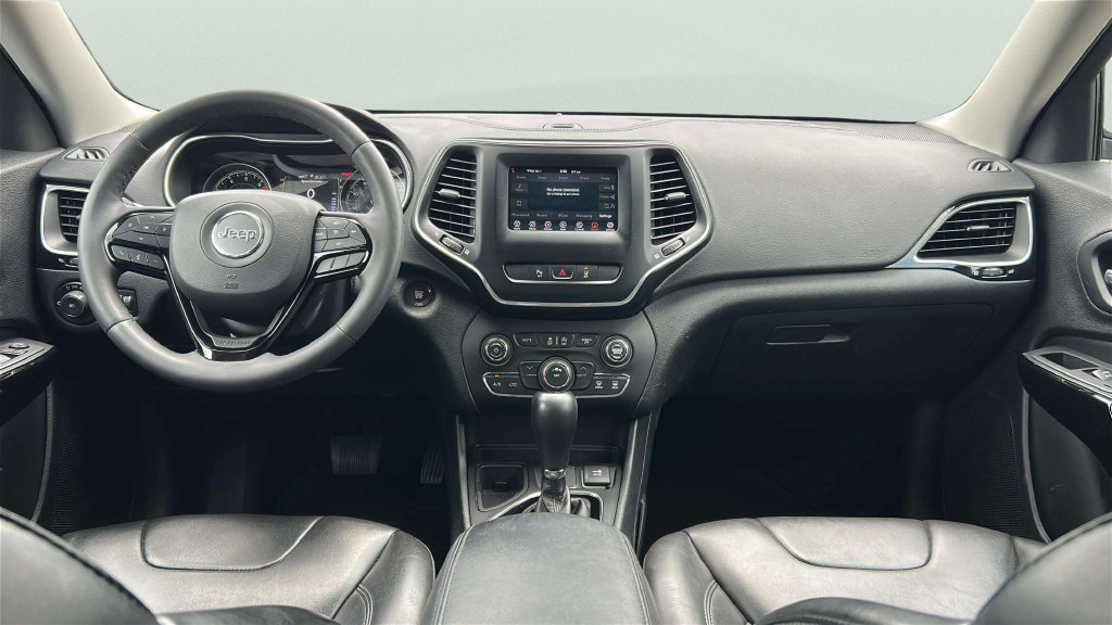 Used 2021 Jeep Cherokee Latitude Plus FWD image 22