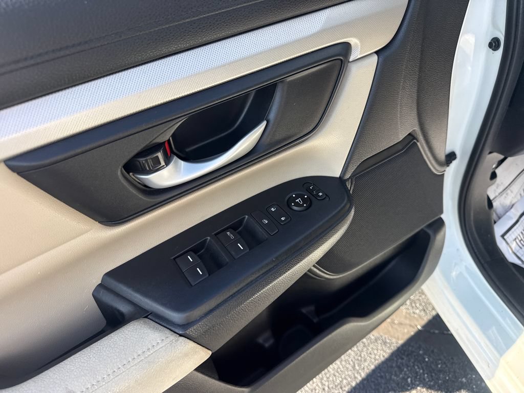Used 2017 Honda CR-V LX image 27
