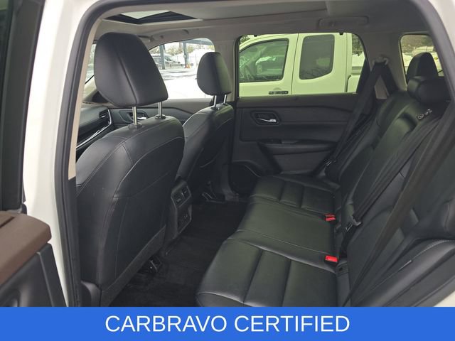 Used 2023 Nissan Rogue SL w/ SL Premium Package image 5