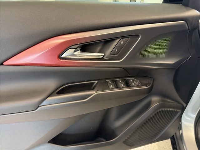 New 2026 Chevrolet Equinox EV RS AWD/4WD image 40