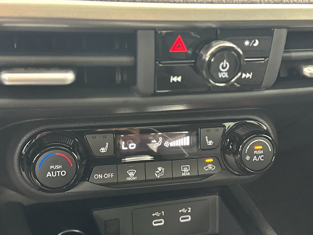 New 2027 Nissan Kicks SV w/ SV Premium Package AWD/4WD image 19