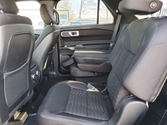 Used 2020 Ford Explorer XLT image 25