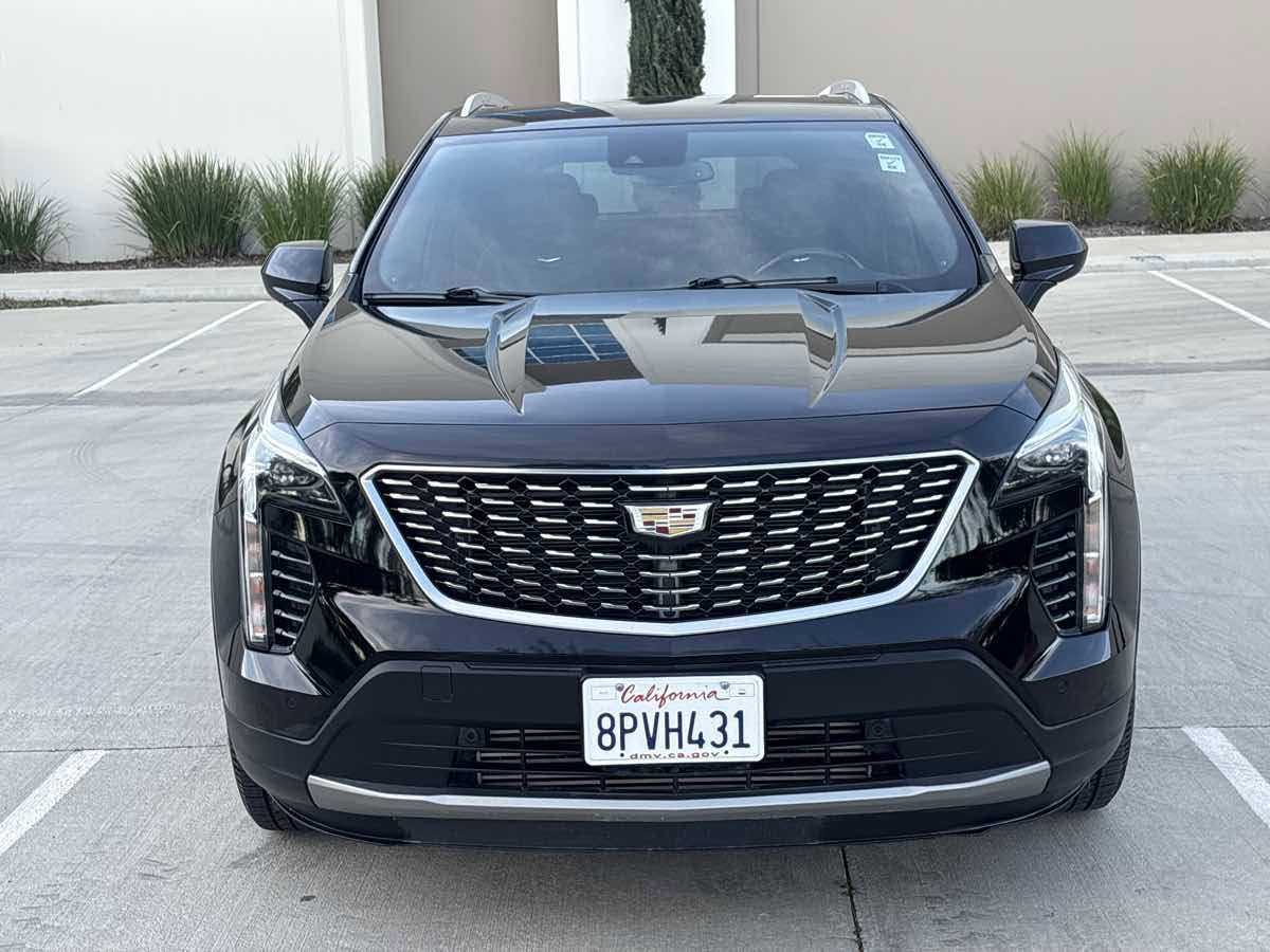 Used 2019 Cadillac XT4 Premium Luxury image 8