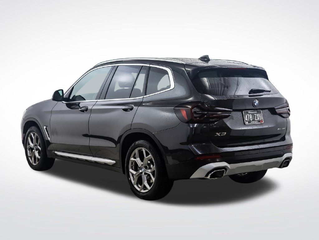 Used 2022 BMW X3 xDrive30i w/ Premium Package 2 AWD/4WD image 3