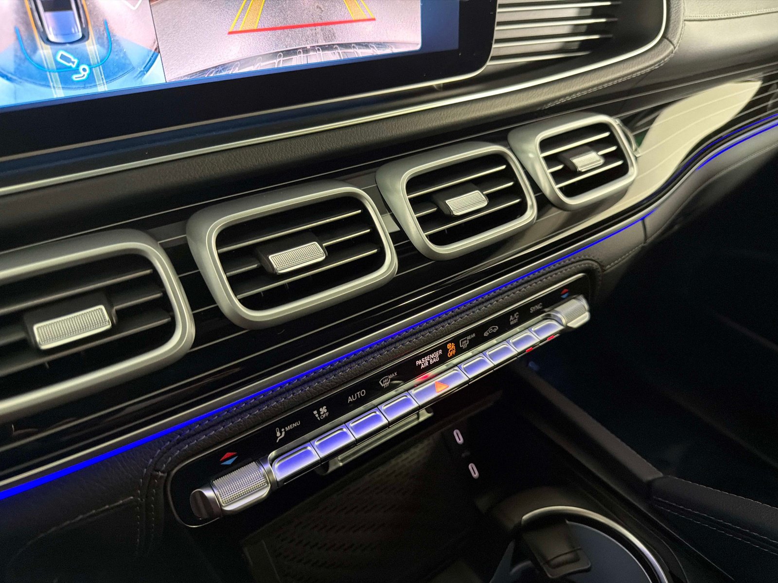 Used 2025 Mercedes-Benz GLS 580 4MATIC image 44