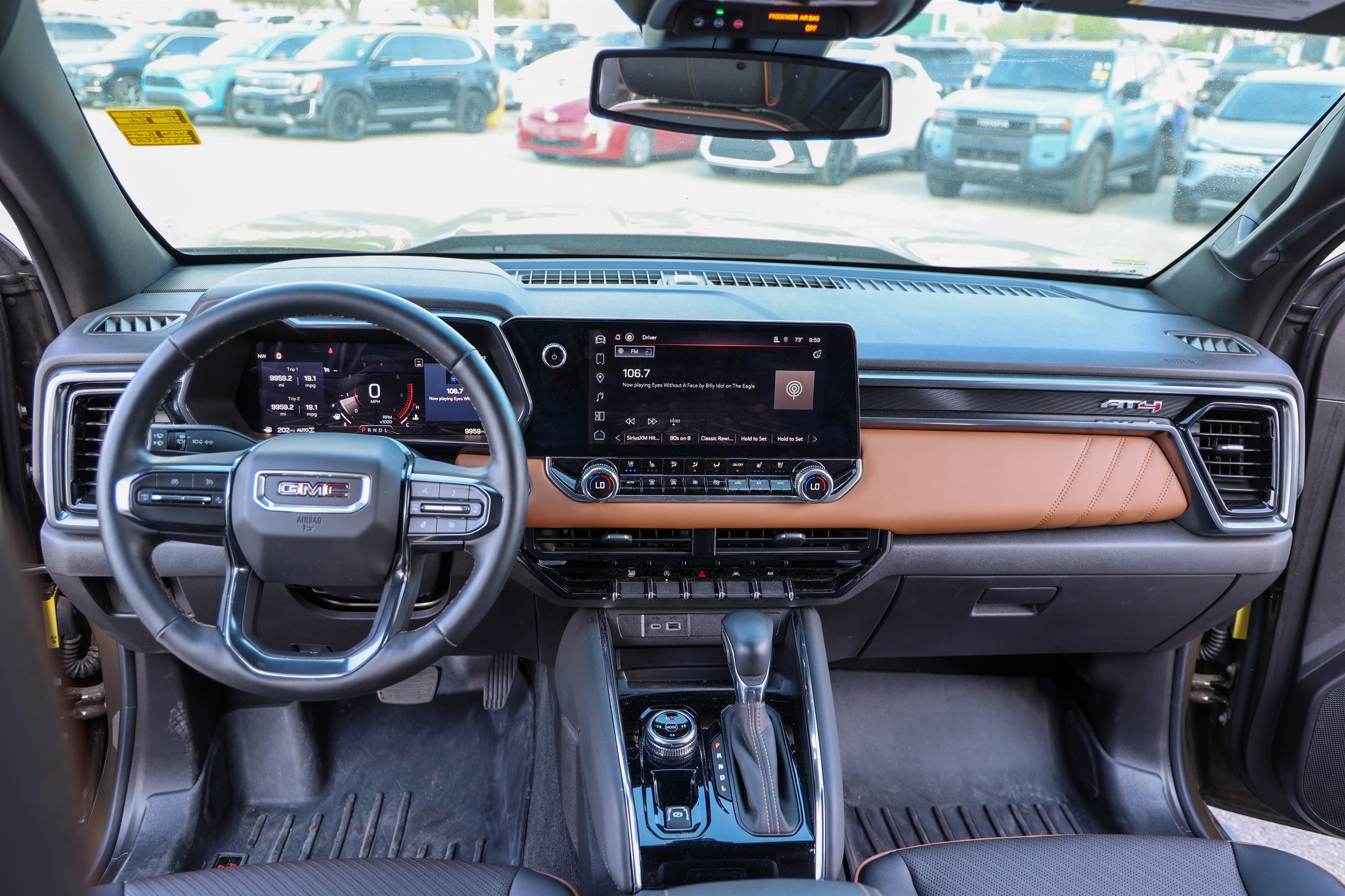 Used 2025 GMC Canyon AT4 w/ AT4 Premium Package image 37