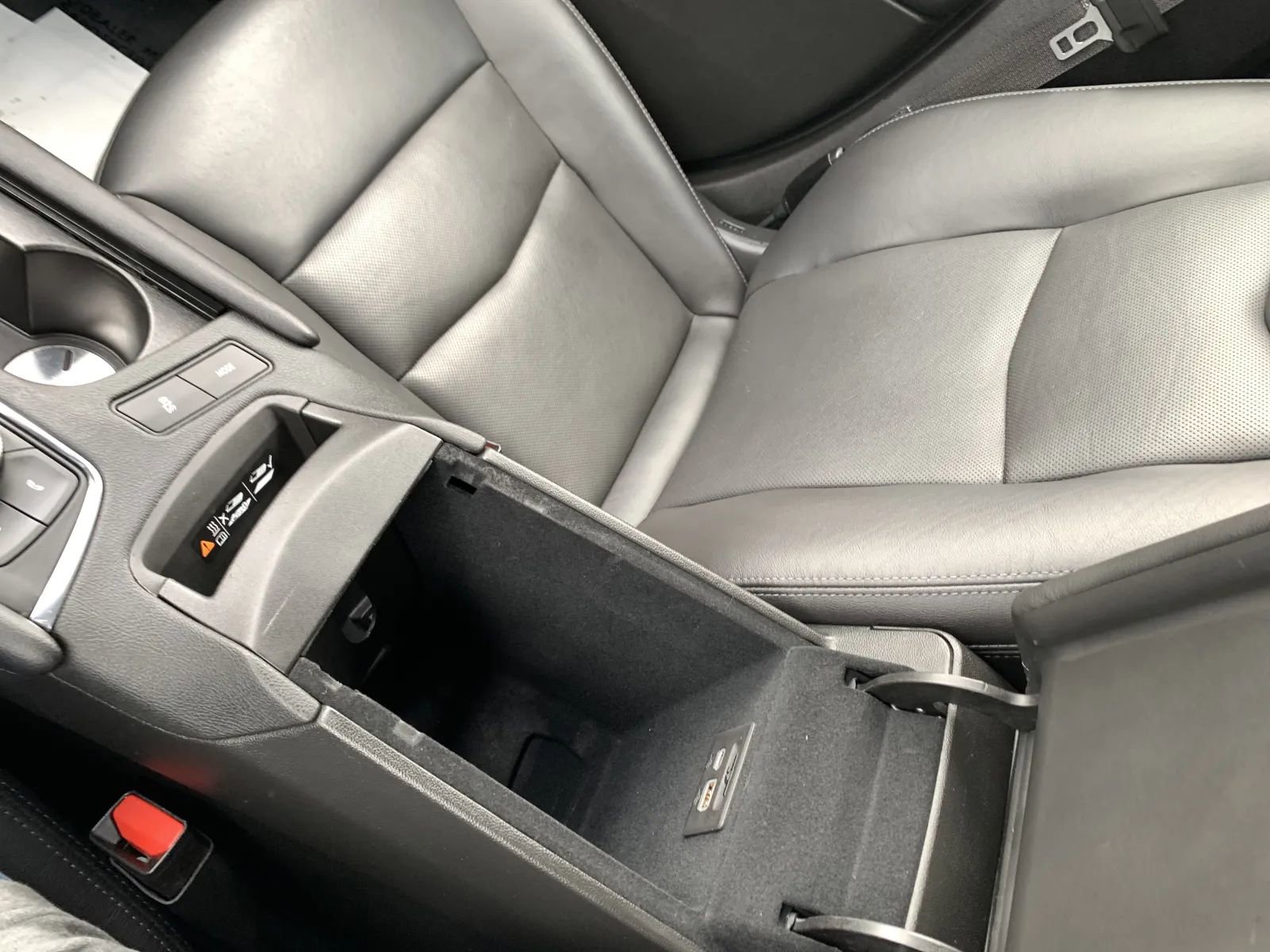 Used 2021 Cadillac XT5 Premium Luxury image 17