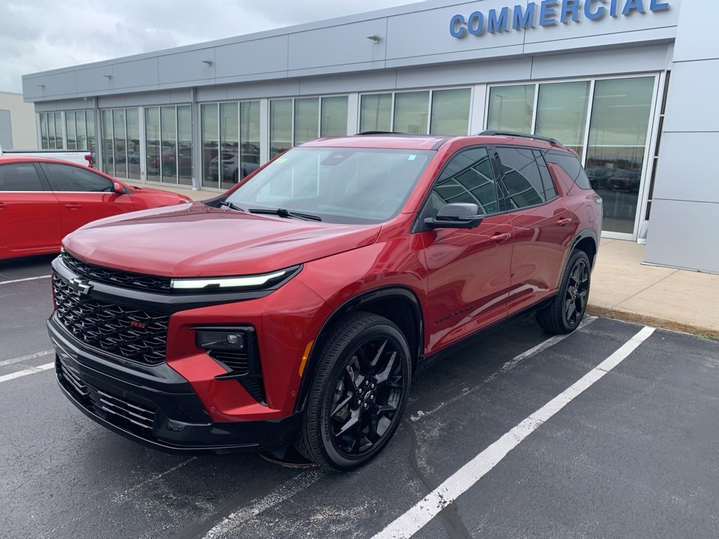 Used 2024 Chevrolet Traverse RS w/ LPO, Floor Liner Package image 3