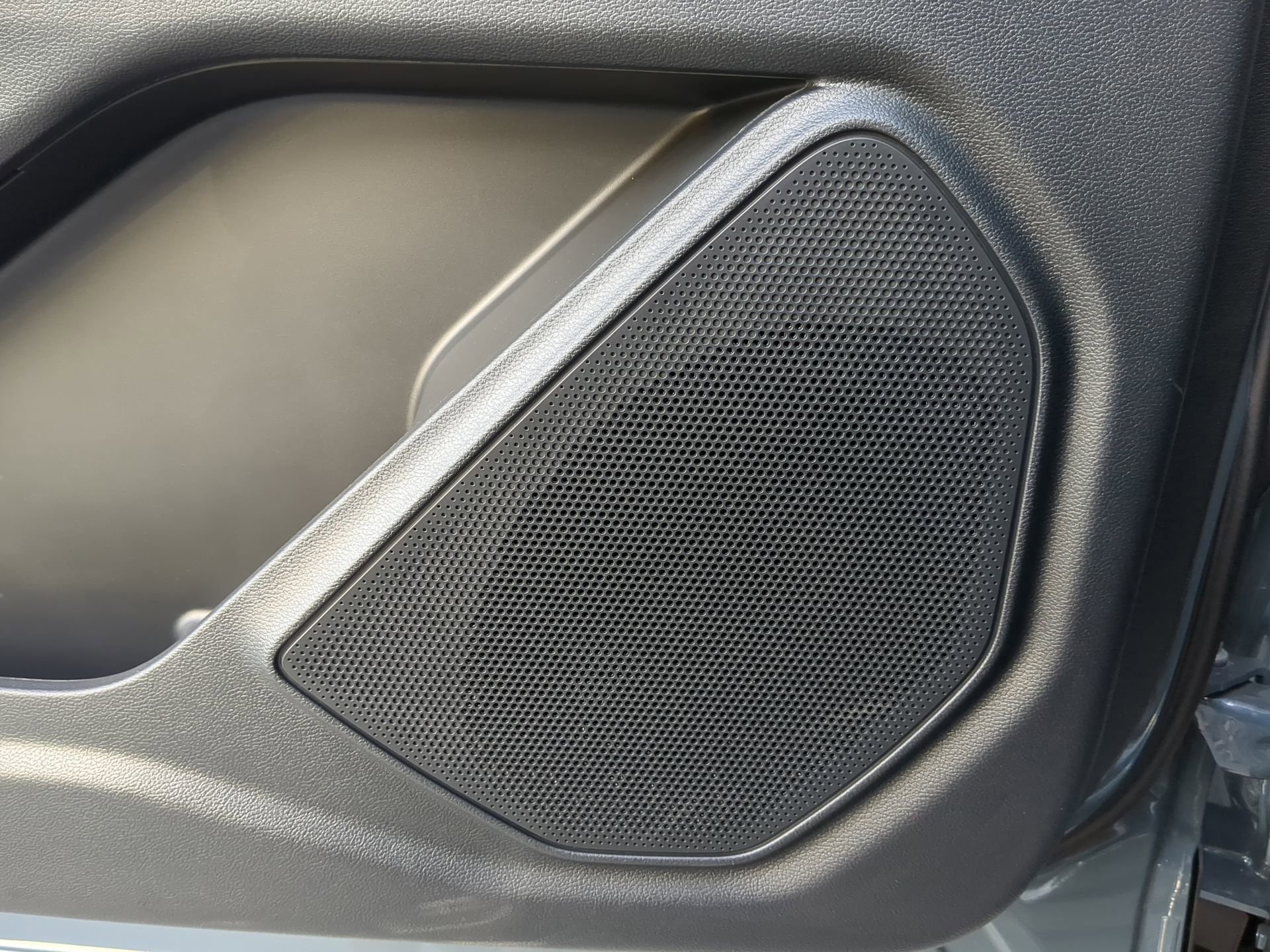 New 2026 Ford Explorer Active RWD image 59