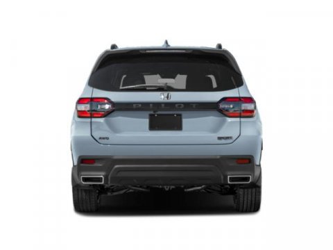 Used 2025 Honda Pilot Sport image 5