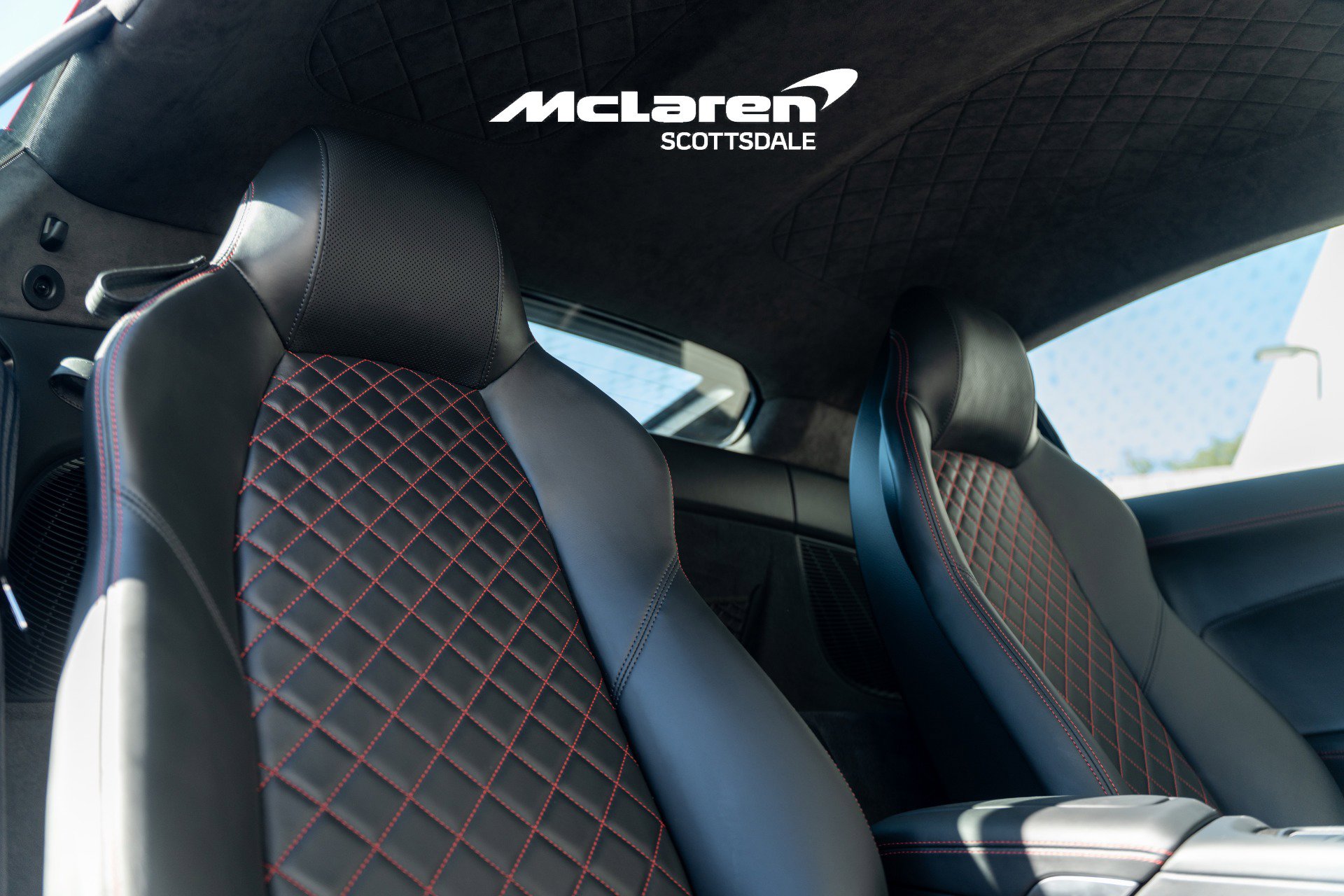 Used 2021 Audi R8 V10 w/ Premium Package image 27