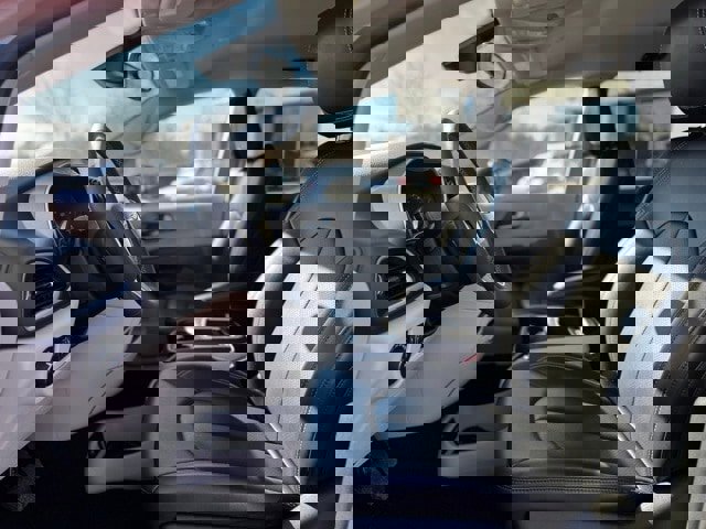 Used 2024 Chrysler Pacifica Touring-L image 11