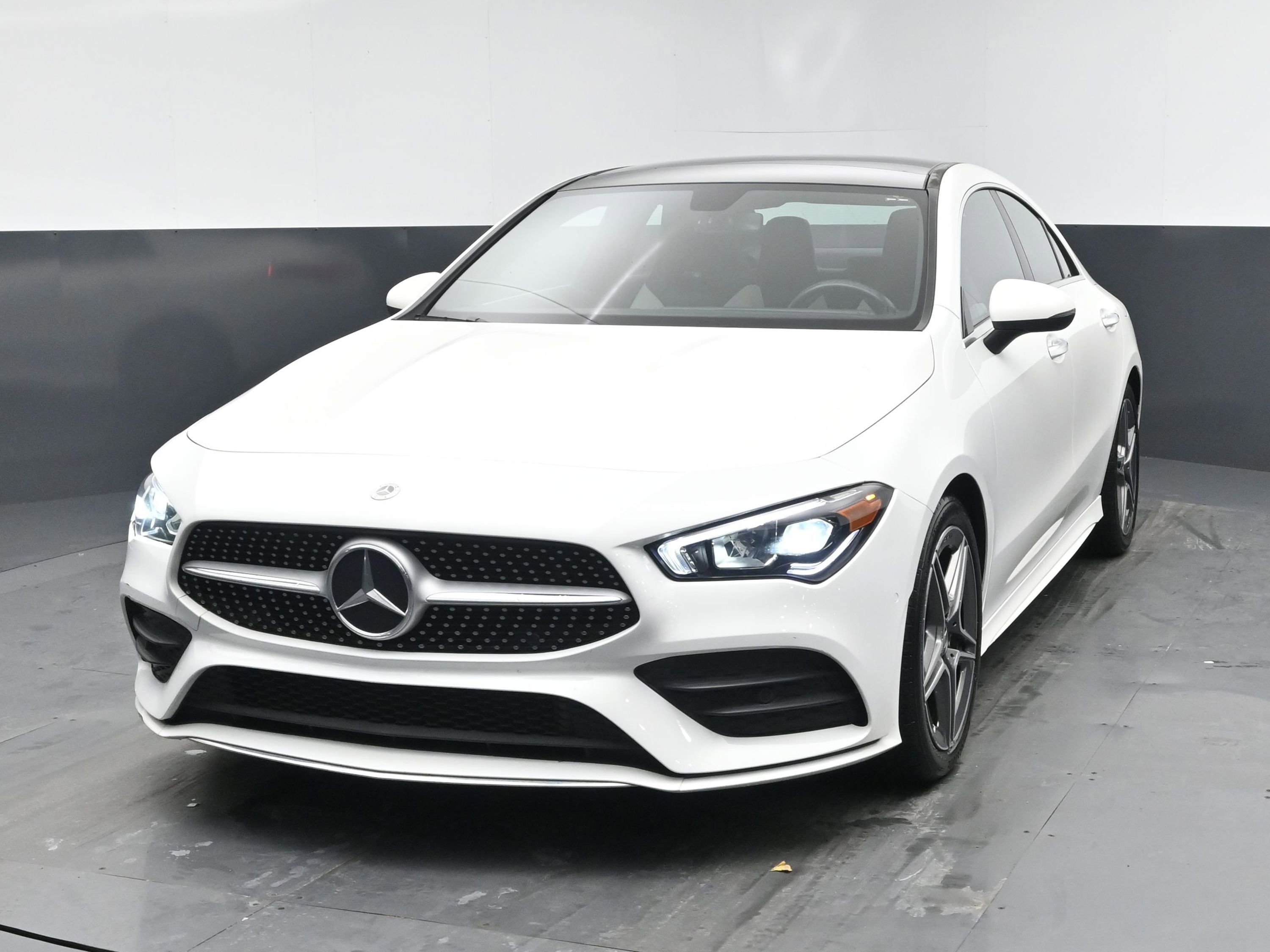 Used 2022 Mercedes-Benz CLA 250 4MATIC w/ AMG Line image 21