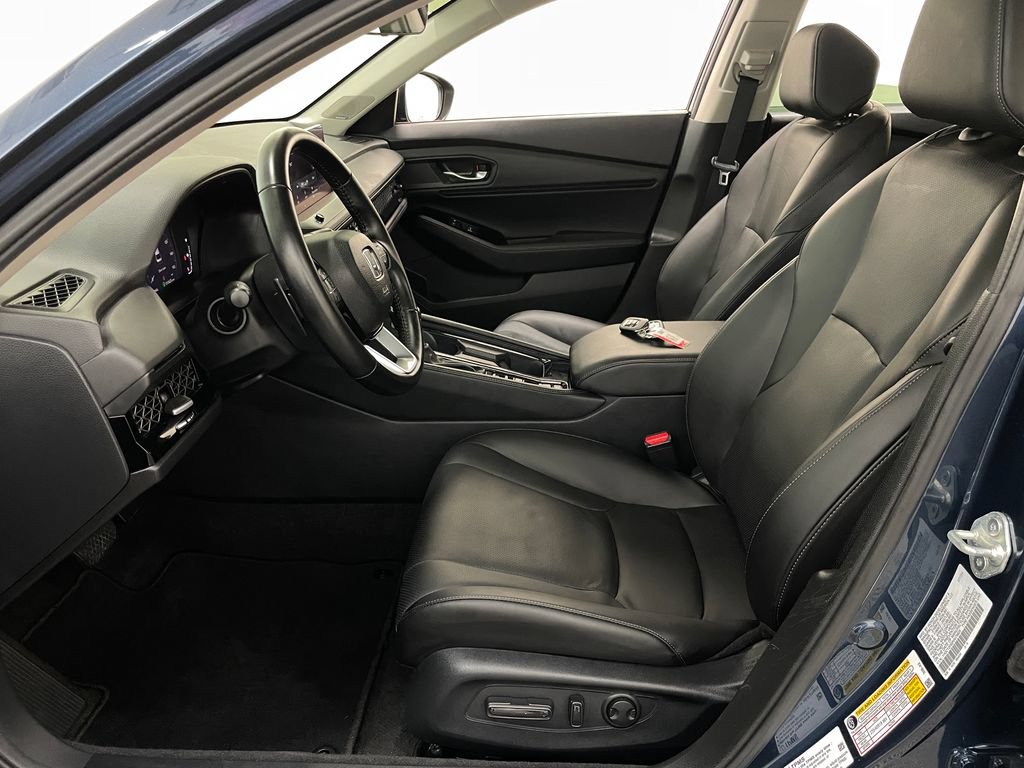 Used 2024 Honda Accord Touring image 12