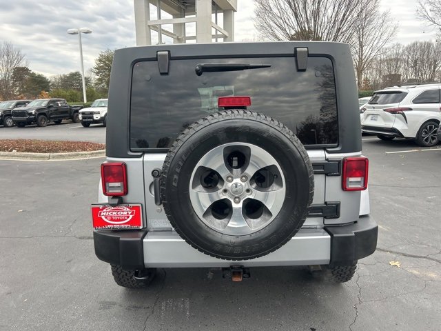 Used 2016 Jeep Wrangler Unlimited Sahara w/ Connectivity Group image 6