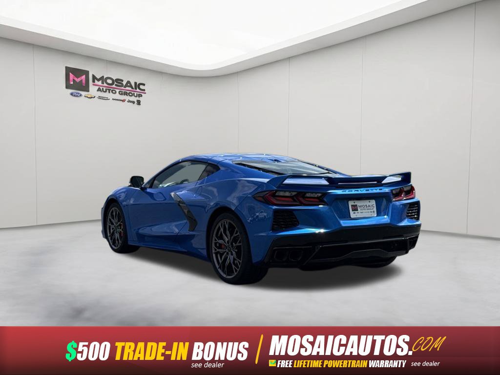 Used 2024 Chevrolet Corvette Stingray Preferred Cpe w/ Z51 Performance Package RWD image 3