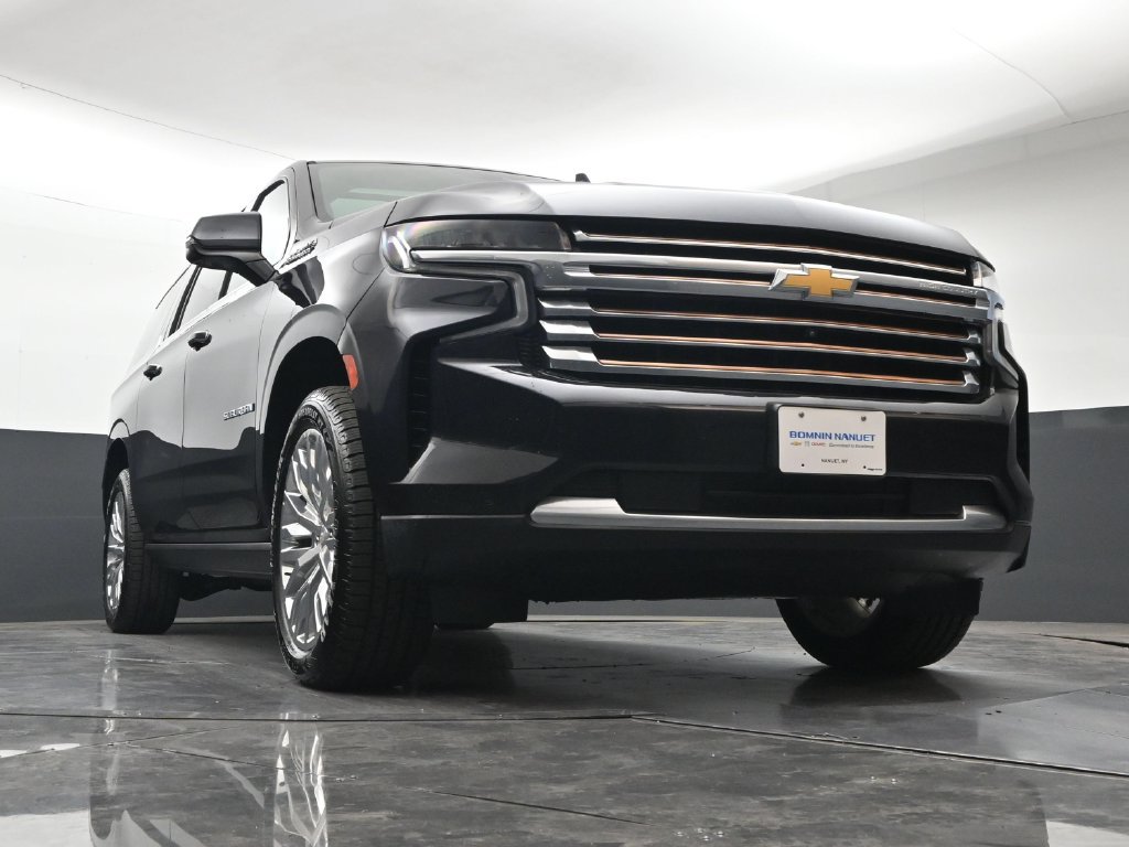 Certified 2023 Chevrolet Suburban High Country w/ Premium Package 2 AWD/4WD image 30