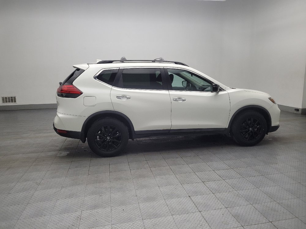 Used 2017 Nissan Rogue SV w/ Midnight Edition image 10