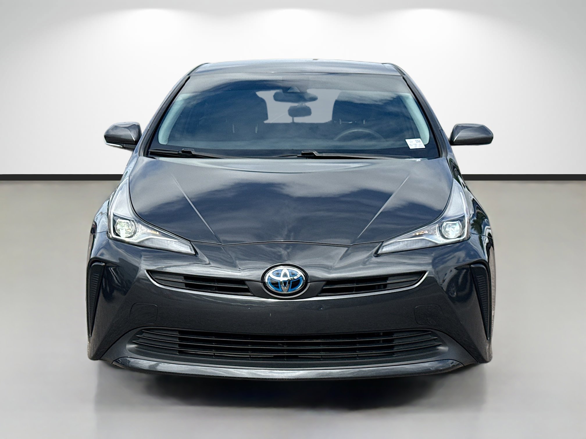 Used 2022 Toyota Prius L Eco image 8