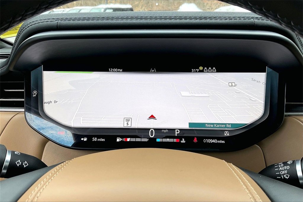 Used 2024 Land Rover Range Rover Sport SE image 13