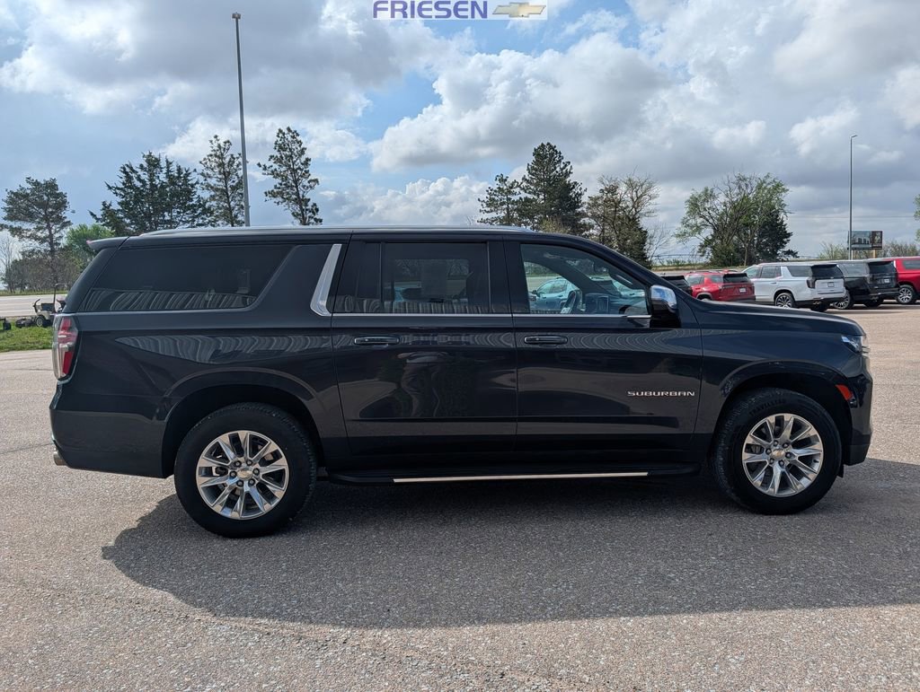 Used 2023 Chevrolet Suburban Premier AWD/4WD image 6