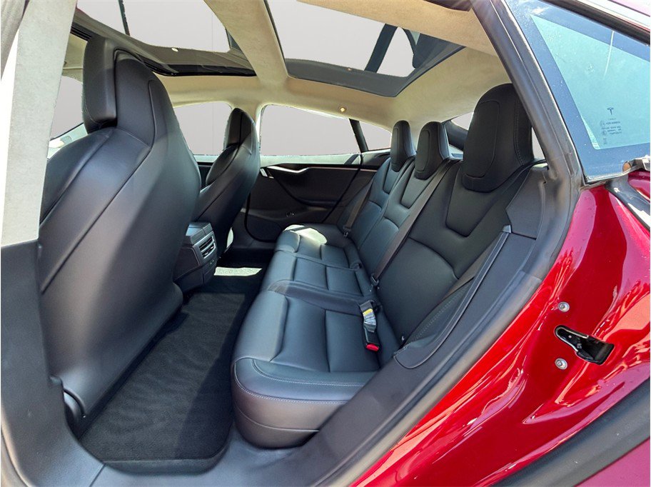 Used 2018 Tesla Model S 75D image 36