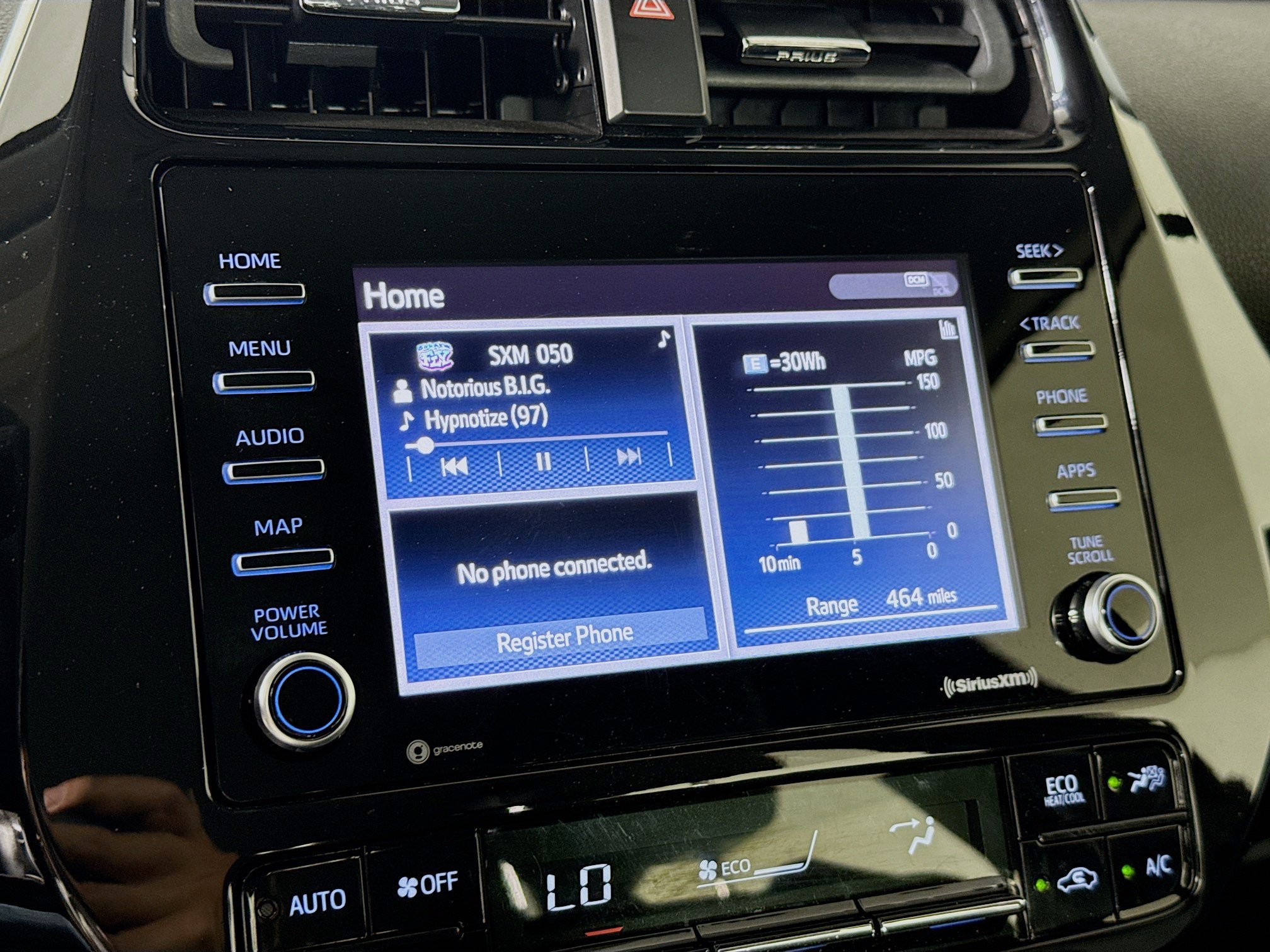 Used 2022 Toyota Prius XLE FWD image 16