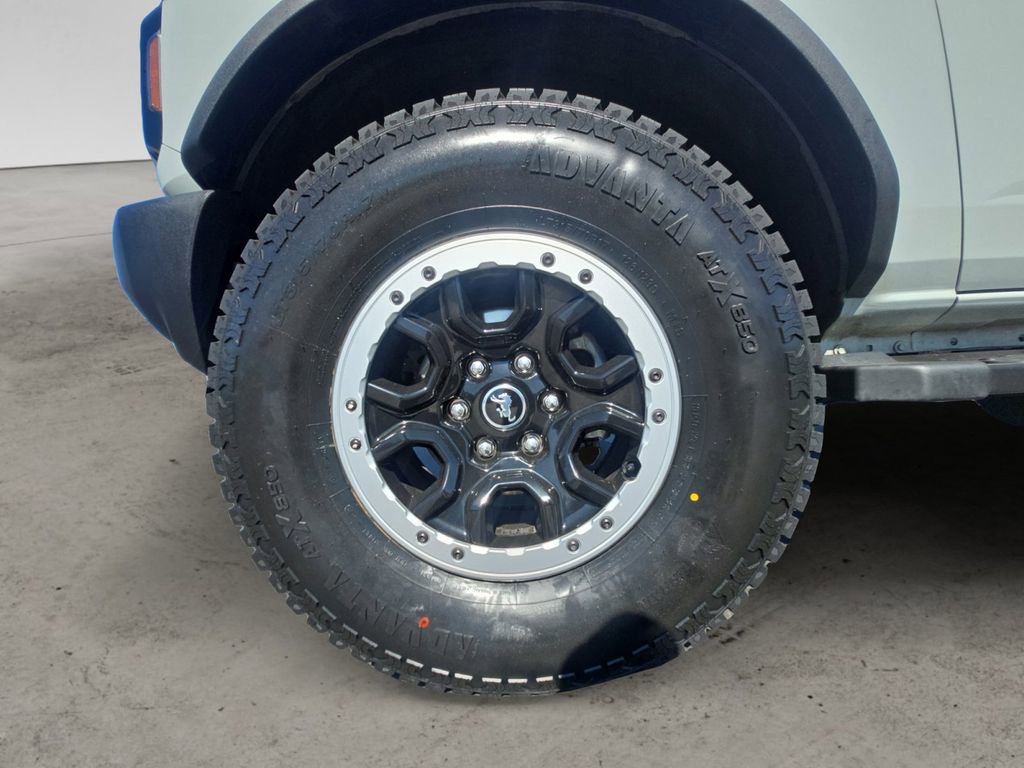 Used 2023 Ford Bronco Outer Banks w/ Sasquatch Package image 14