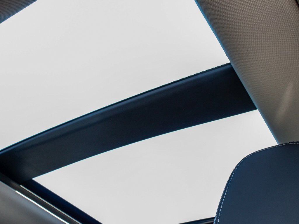 New 2025 Mitsubishi Outlander SE image 44