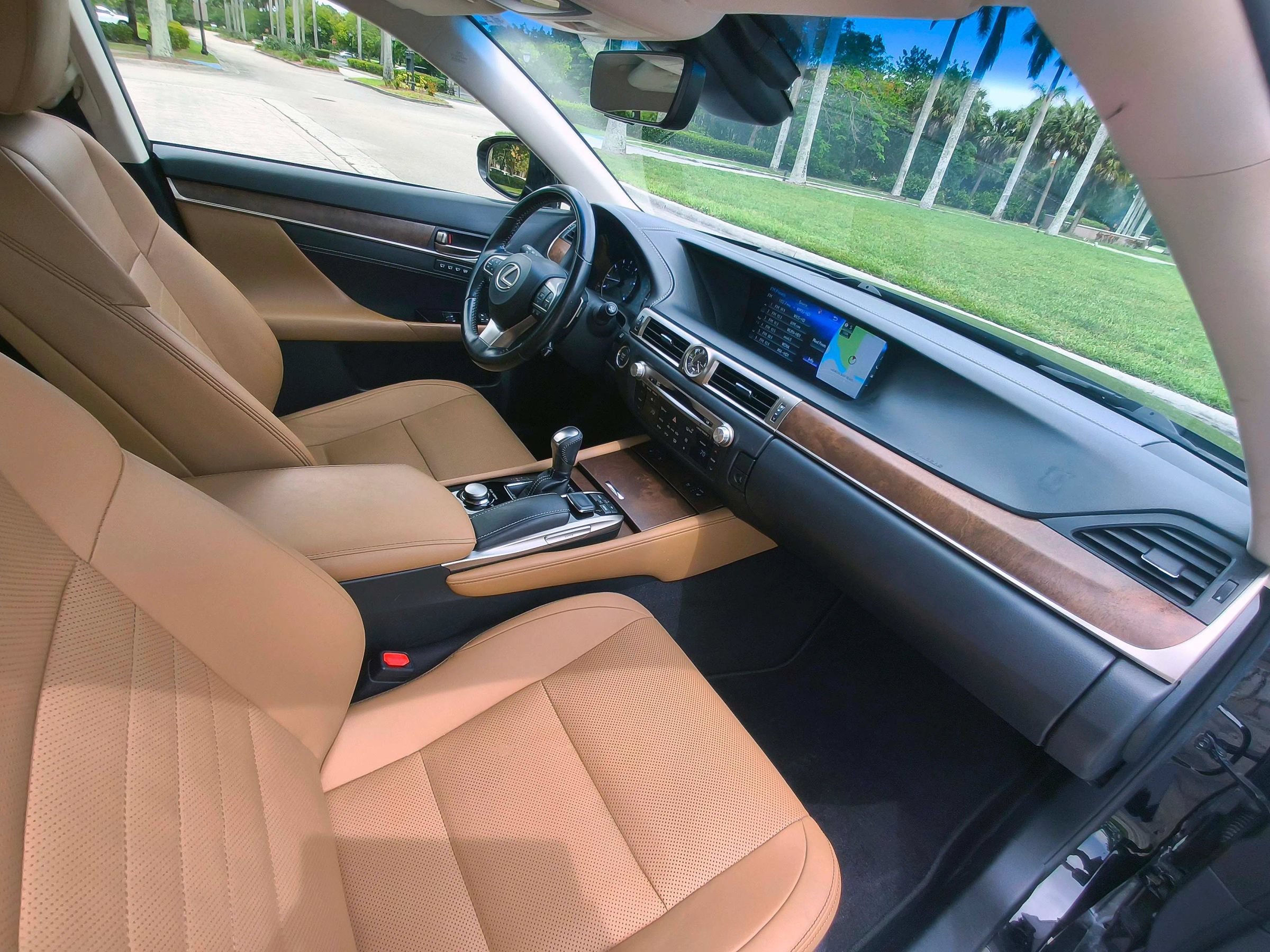 Used 2017 Lexus GS 350 w/ Preferred Accessory Package RWD image 41