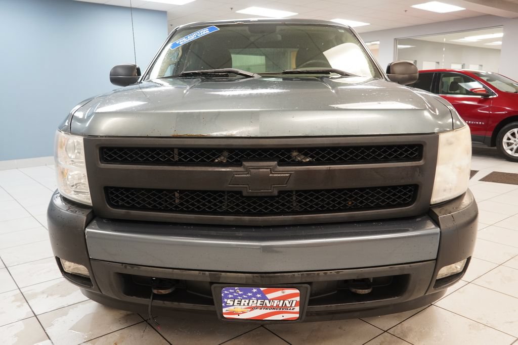 Used 2010 Chevrolet Silverado 1500 W/T AWD/4WD image 14