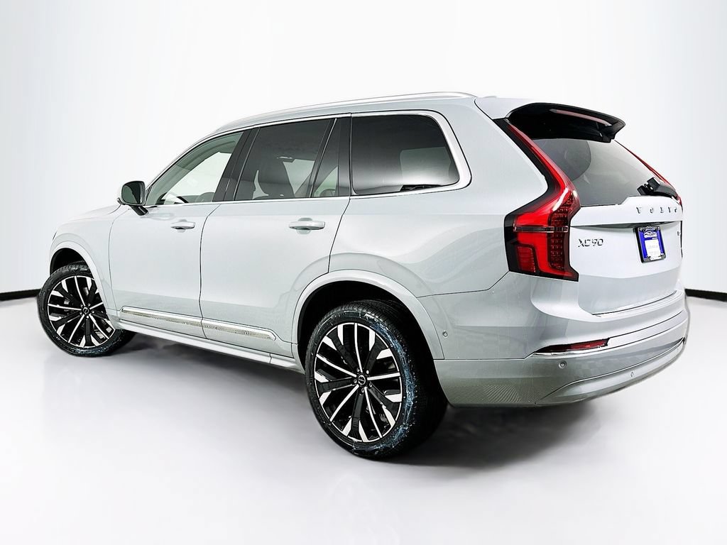 Used 2026 Volvo XC90 B5 Plus w/ Protection Package Premier AWD/4WD image 6