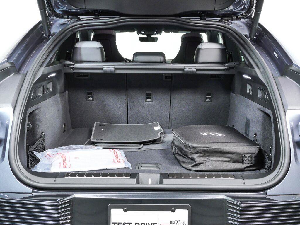 New 2026 Porsche Cayenne S AWD/4WD image 33