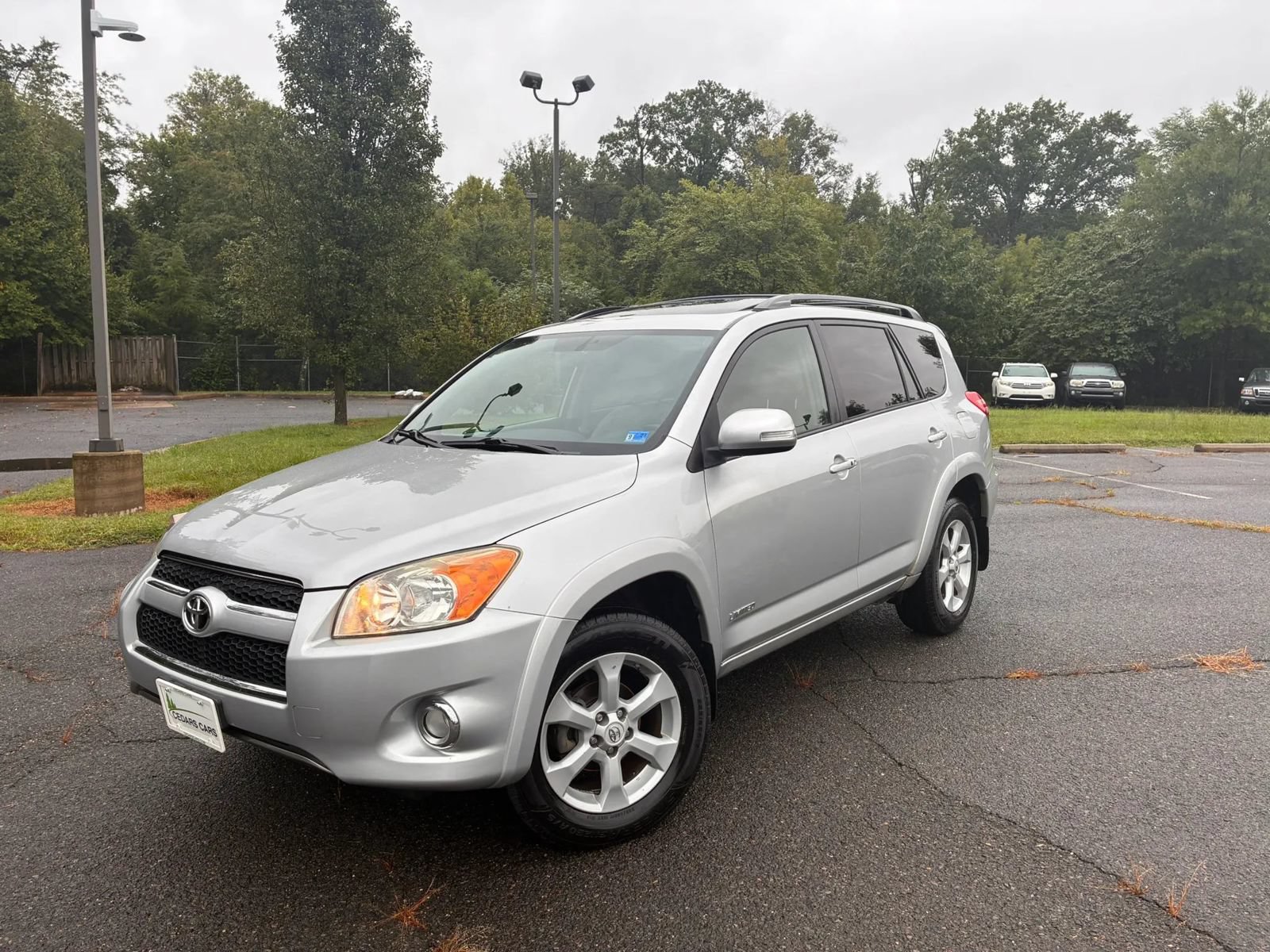 Used 2011 Toyota RAV4 Limited w/ Limited Extra Value Pkg AWD/4WD image 2