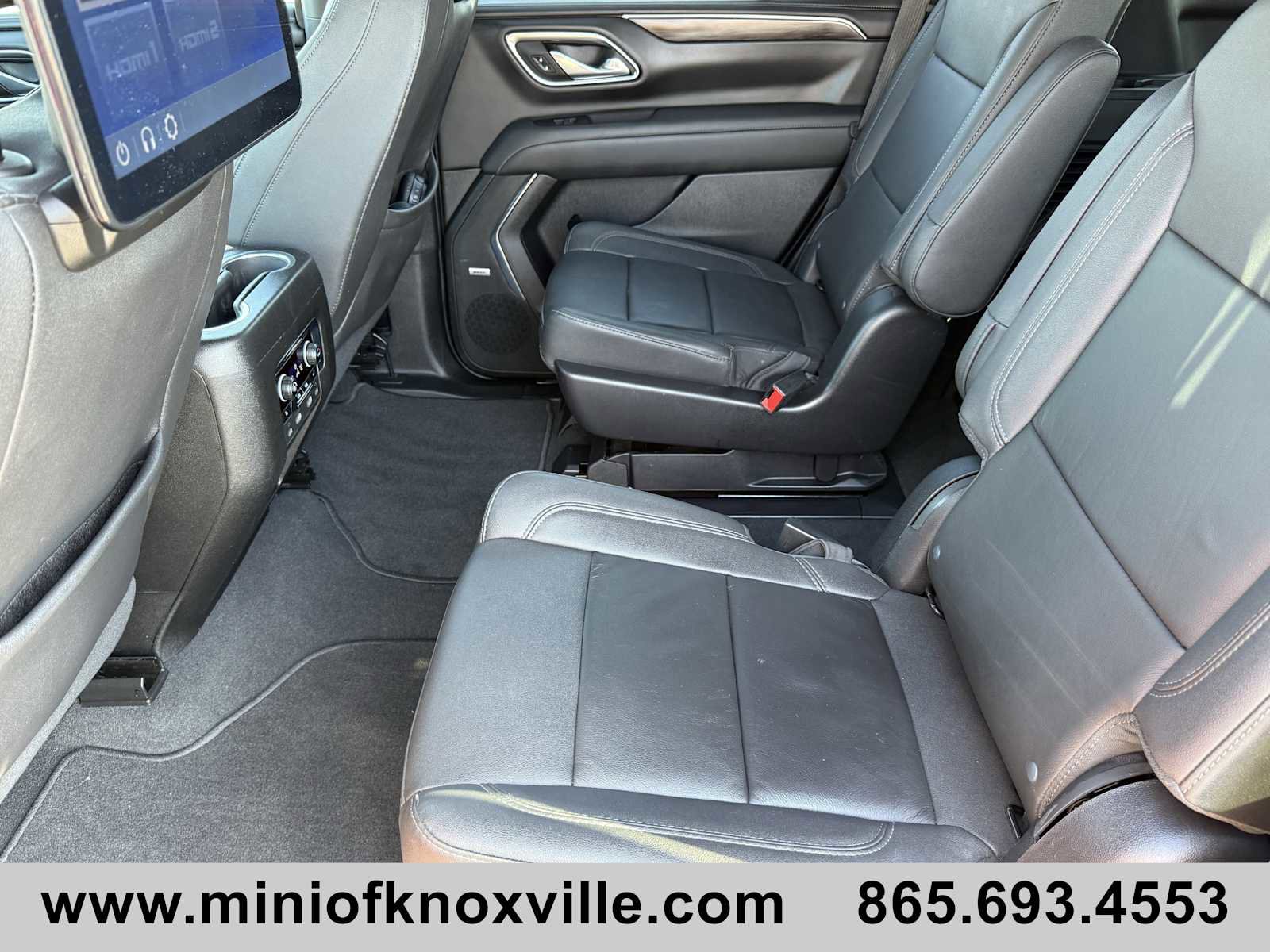 Used 2023 Chevrolet Tahoe Z71 w/ Z71 Off-Road Package image 31