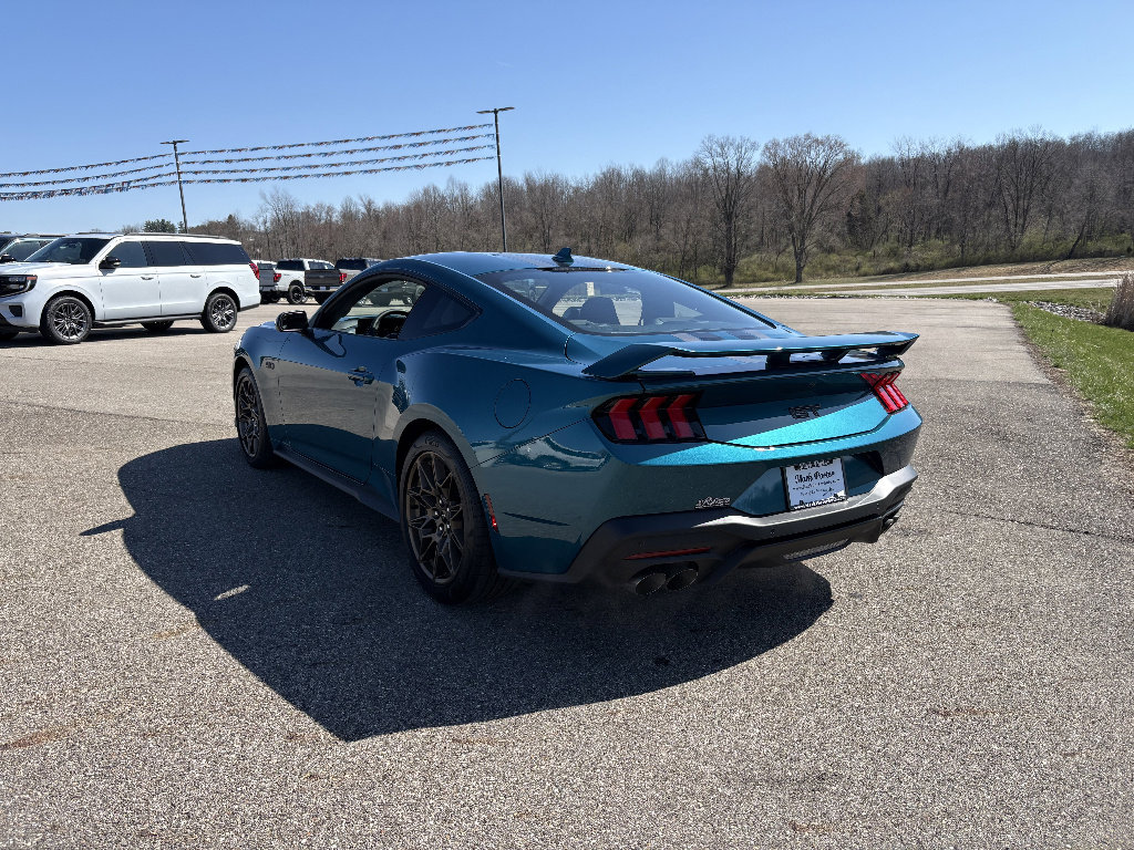 New 2026 Ford Mustang GT w/ GT Performance Package image 3
