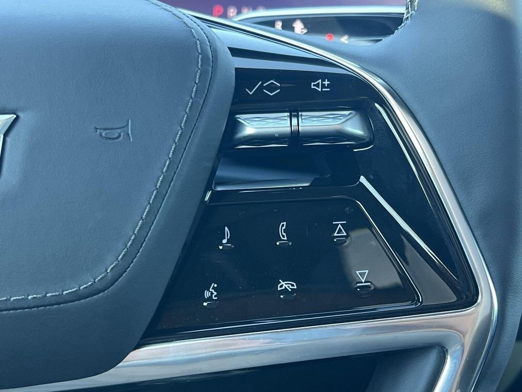 New 2025 Cadillac Escalade IQ Luxury 2 AWD/4WD image 14