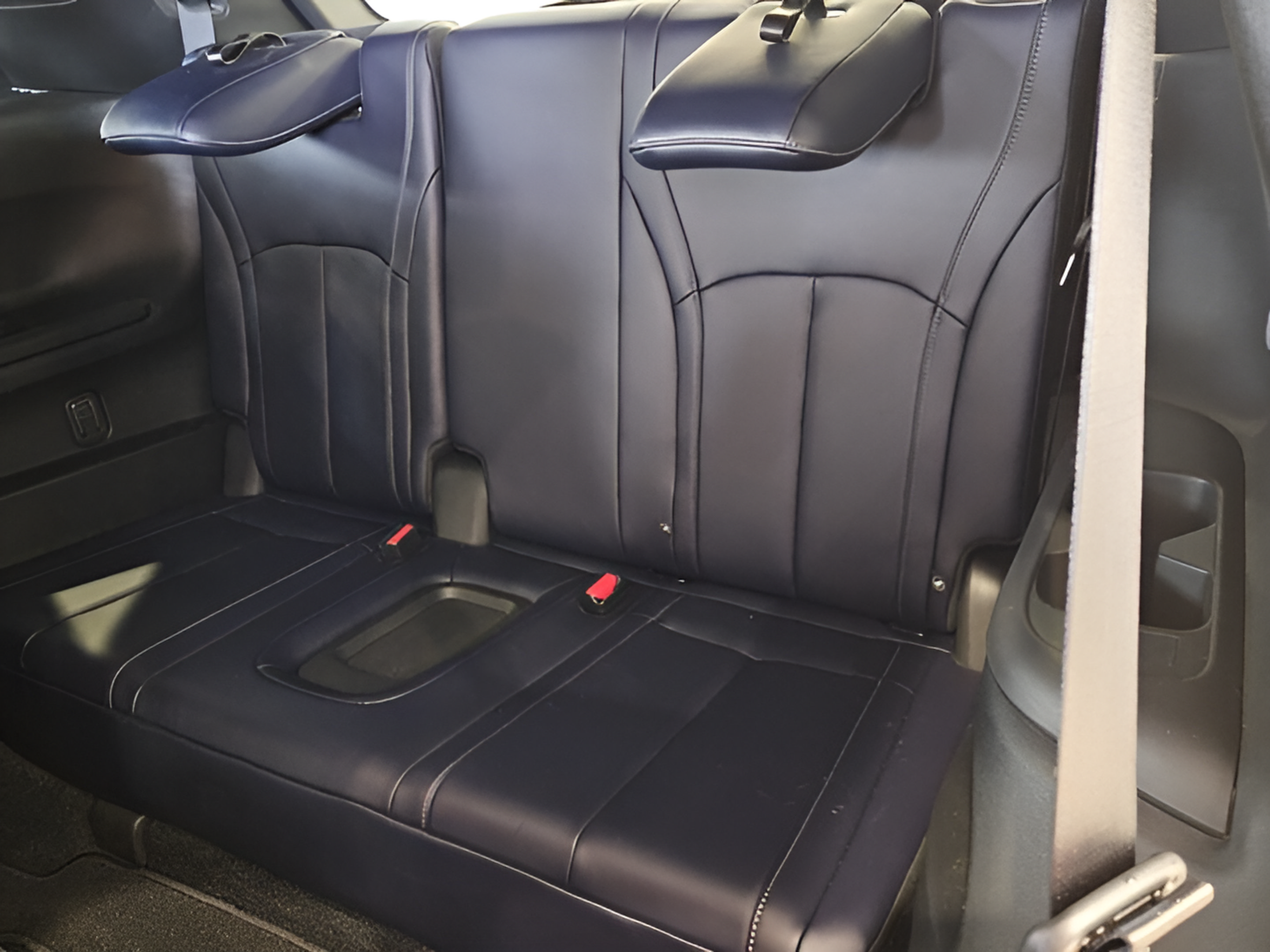 Certified 2026 INFINITI QX60 Sport w/ Dark Cargo Package AWD/4WD image 9