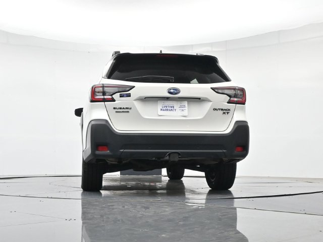 Used 2025 Subaru Outback Onyx Edition XT AWD/4WD image 38
