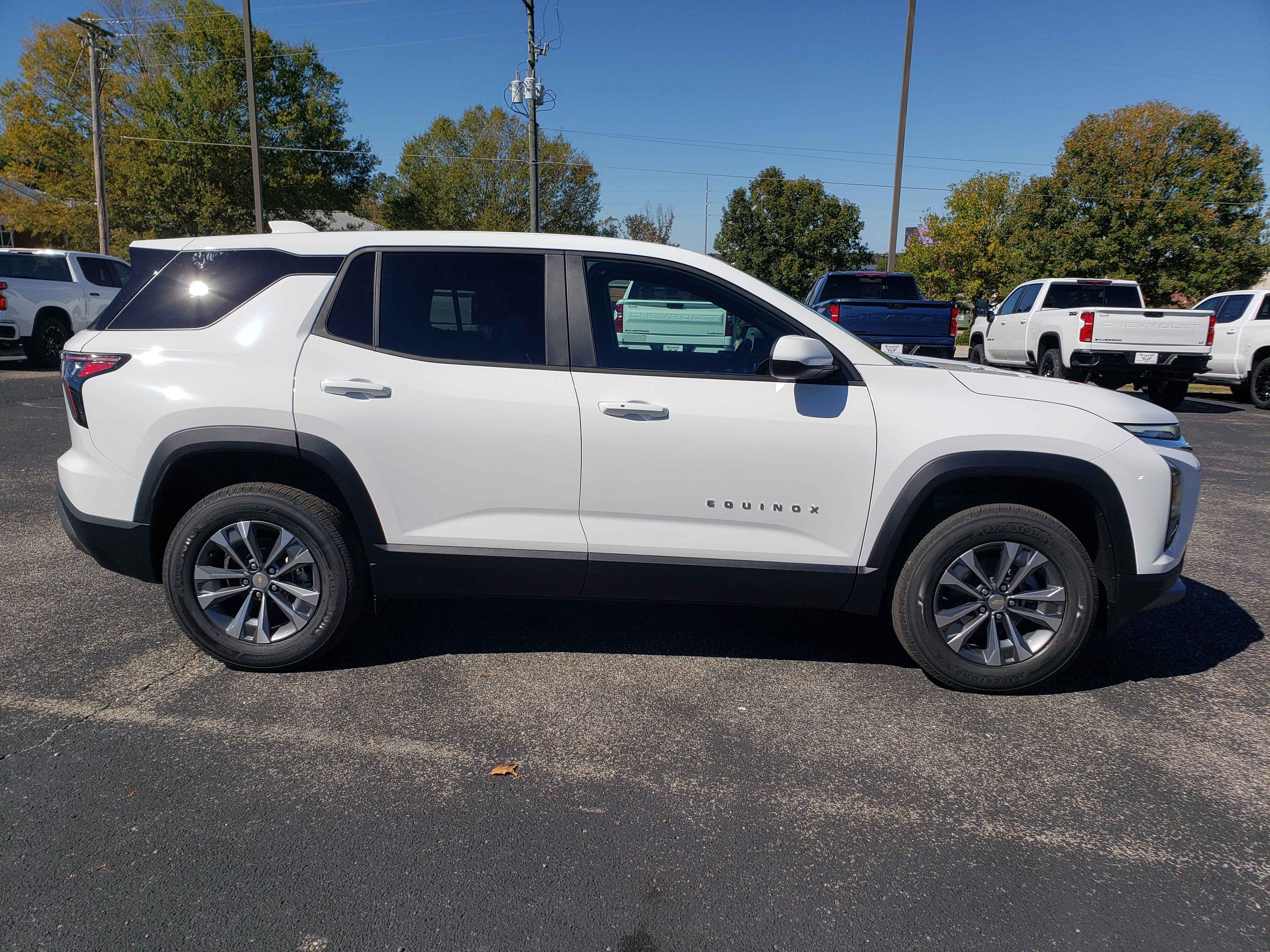 New 2026 Chevrolet Equinox LT w/ Convenience Package II image 5