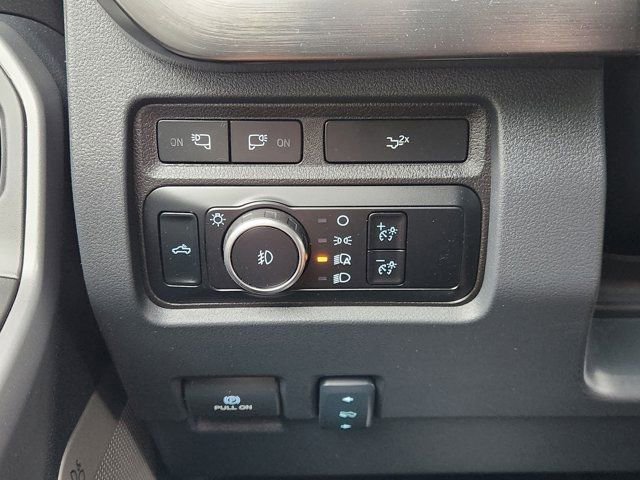 Used 2024 Ford F350 Lariat w/ Sport Appearance Package image 25